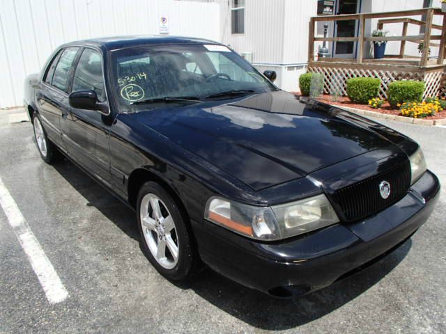 Mercury Marauder 2003 photo 2