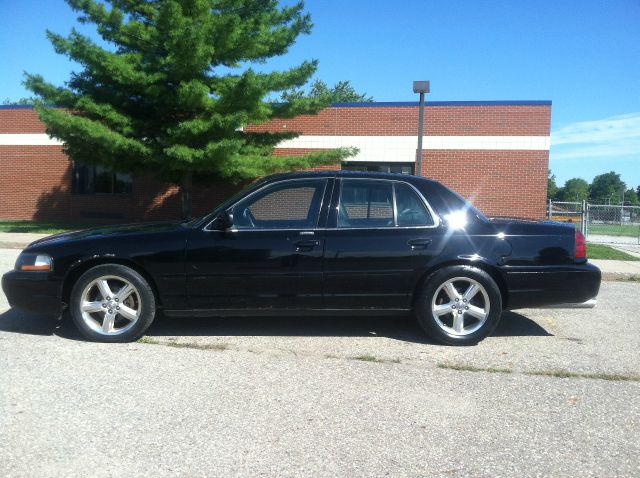 Mercury Marauder 2003 photo 3