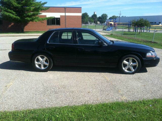 Mercury Marauder 2003 photo 4