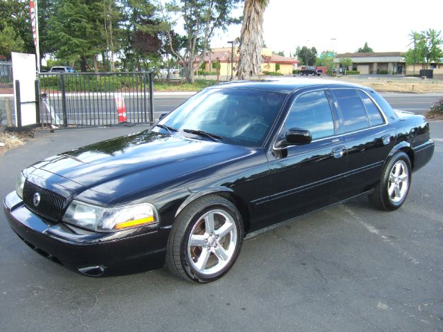Mercury Marauder 2003 photo 4