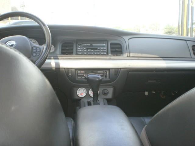 Mercury Marauder 2004 photo 2