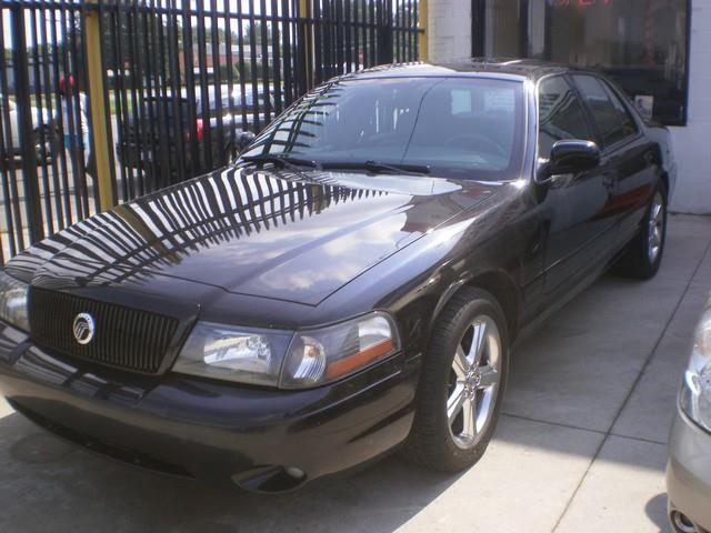 Mercury Marauder 2004 photo 1