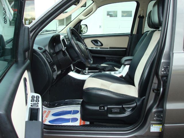 Mercury Mariner 4DR SDN S AT SUV