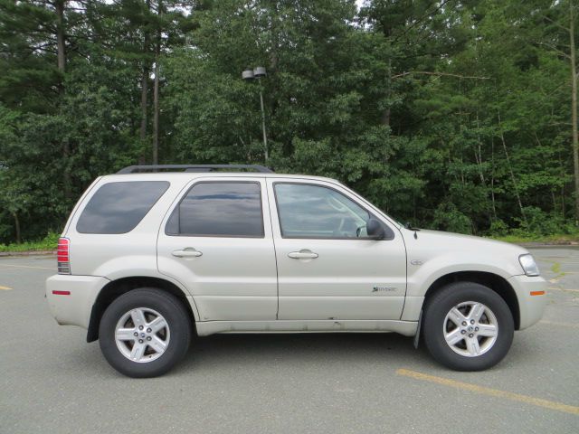 Mercury Mariner Ram 3500 Diesel 2-WD SUV