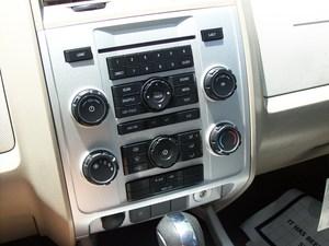 Mercury Mariner 2008 photo 2