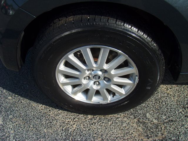 Mercury Mariner XLE AWD Van SUV