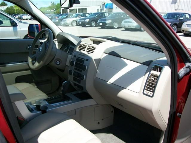 Mercury Mariner SL Spring Special Sport Utility