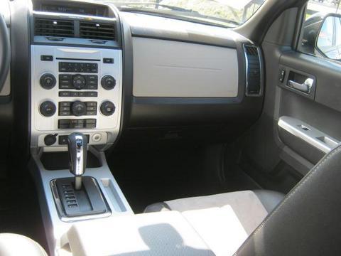 Mercury Mariner 2008 photo 2