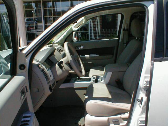 Mercury Mariner 2009 photo 3