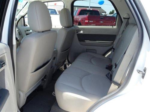 Mercury Mariner 2009 photo 2