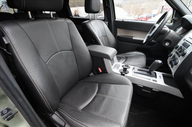 Mercury Mariner 2010 photo 5