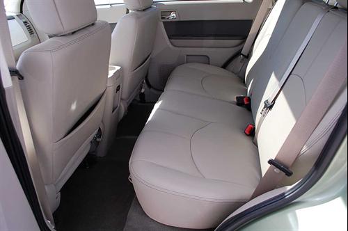 Mercury Mariner 2010 photo 1