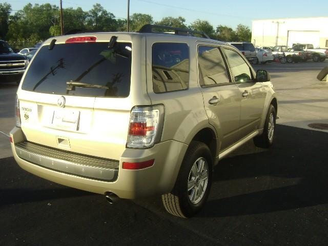 Mercury Mariner 2010 photo 2