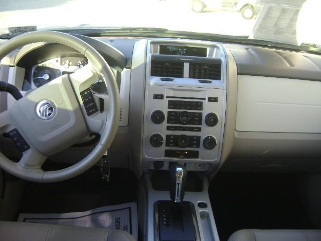 Mercury Mariner 2010 photo 5