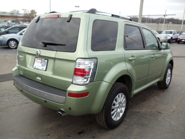 Mercury Mariner 2010 photo 2