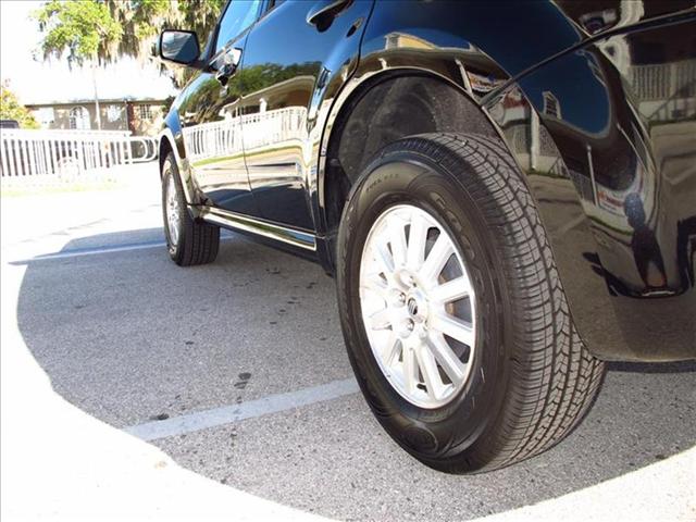 Mercury Mariner 2010 photo 5