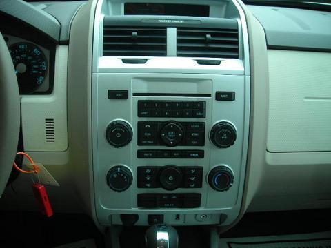 Mercury Mariner 2010 photo 3