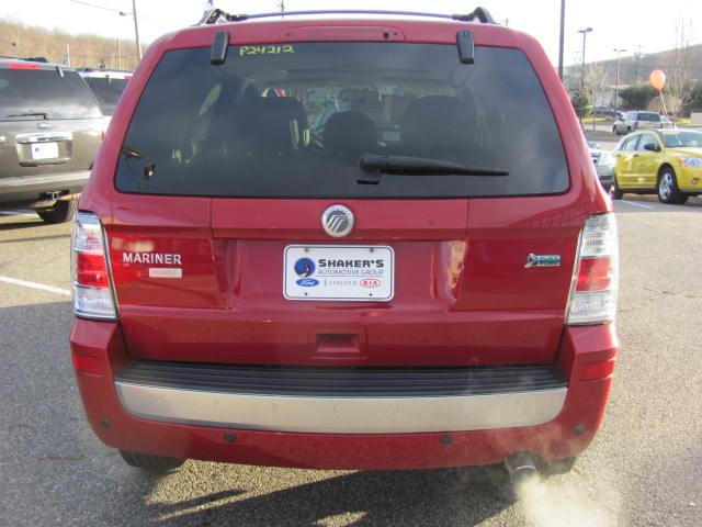Mercury Mariner 2010 photo 2