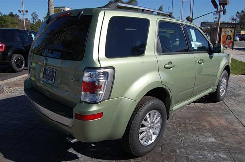 Mercury Mariner 2010 photo 2