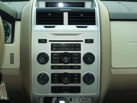 Mercury Mariner 2010 photo 1