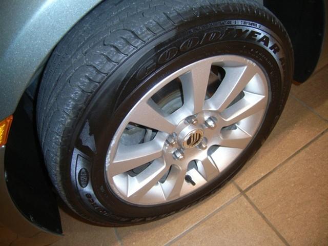 Mercury Milan 2006 photo 1