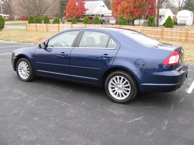 Mercury Milan 2006 photo 1