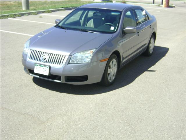 Mercury Milan Base Sedan