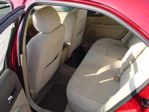 Mercury Milan 2006 photo 1