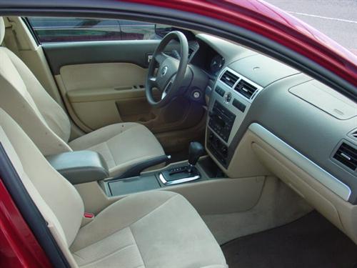 Mercury Milan 2006 photo 2