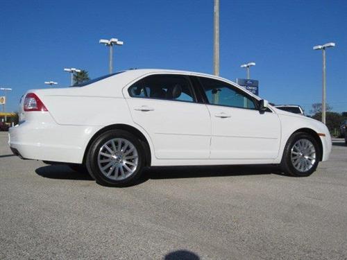 Mercury Milan 2006 photo 1