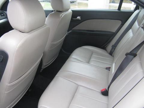 Mercury Milan 2006 photo 2