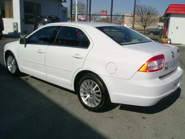 Mercury Milan 2006 photo 2