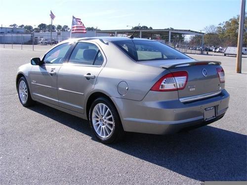 Mercury Milan 2008 photo 2