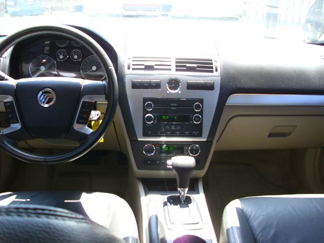 Mercury Milan 2008 photo 1