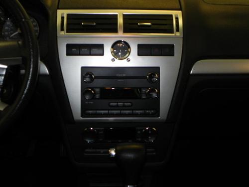 Mercury Milan 2008 photo 2