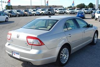 Mercury Milan 2008 photo 1