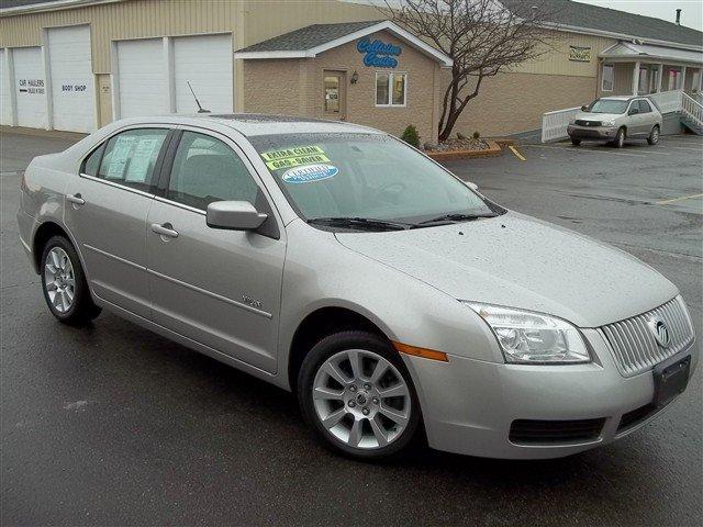 Mercury Milan 2008 photo 2