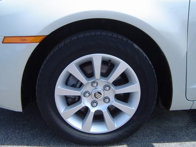 Mercury Milan 2008 photo 3