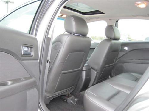 Mercury Milan 2008 photo 2