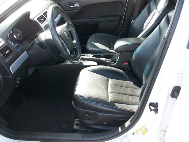 Mercury Milan 2009 photo 19