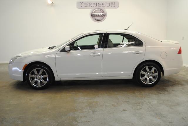 Mercury Milan 2010 photo 4