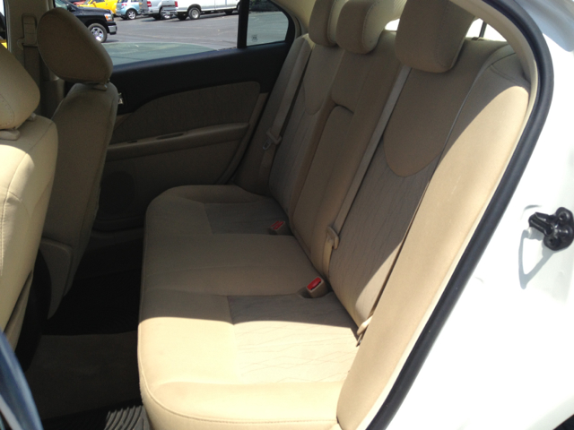 Mercury Milan XLE Van Sedan