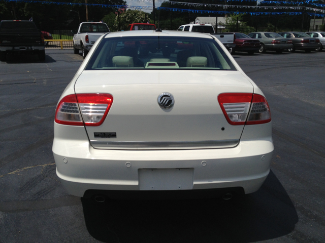 Mercury Milan 2010 photo 1