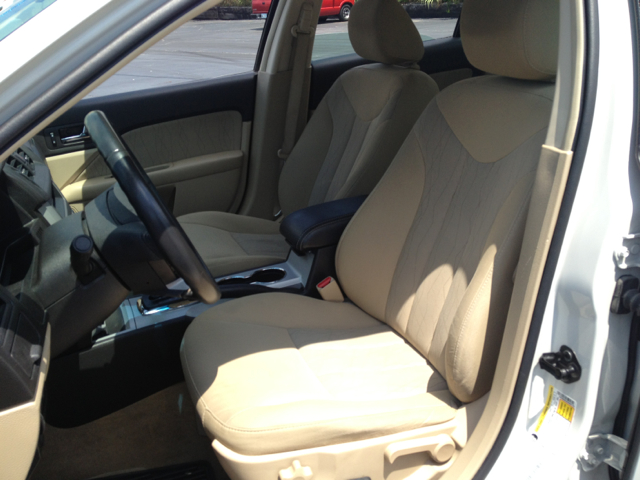 Mercury Milan 2010 photo 4