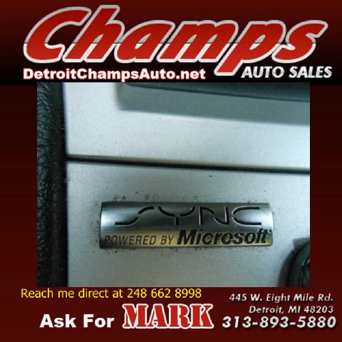 Mercury Milan 2010 photo 3