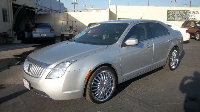 Mercury Milan XLE Van Sedan