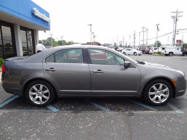 Mercury Milan 2010 photo 1