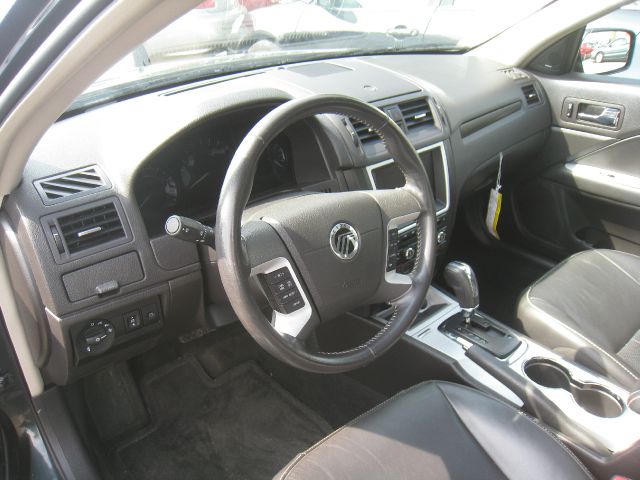 Mercury Milan 2010 photo 32