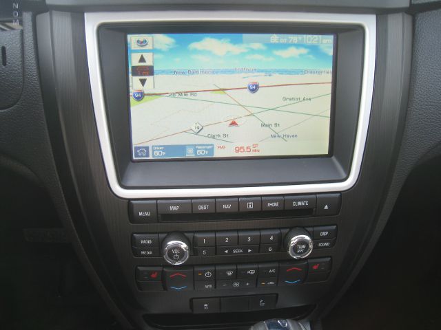 Mercury Milan 2010 photo 34