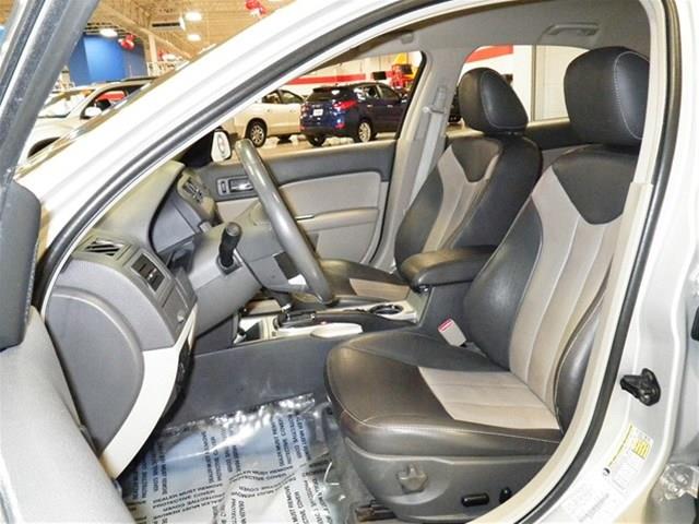 Mercury Milan 2010 photo 2